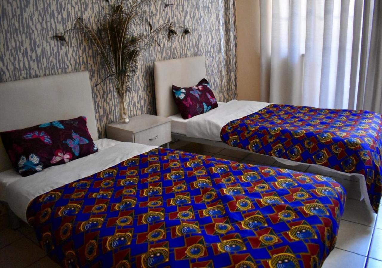 Urban Backpackers Pansiyon Johannesburg Dış mekan fotoğraf