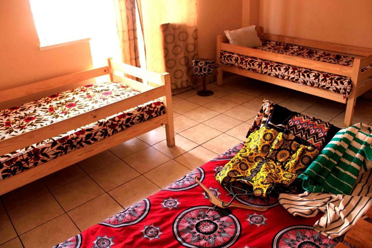 Urban Backpackers Pansiyon Johannesburg Dış mekan fotoğraf