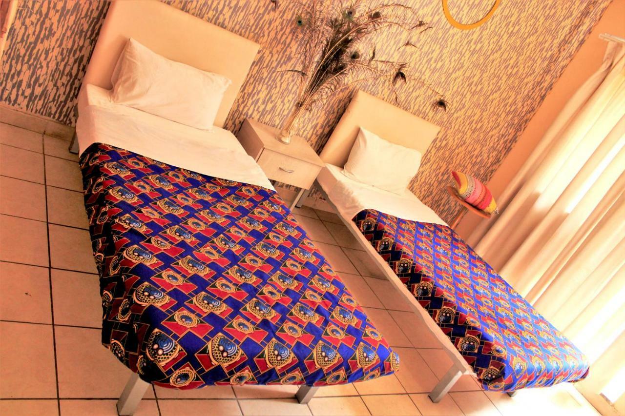 Urban Backpackers Pansiyon Johannesburg Dış mekan fotoğraf